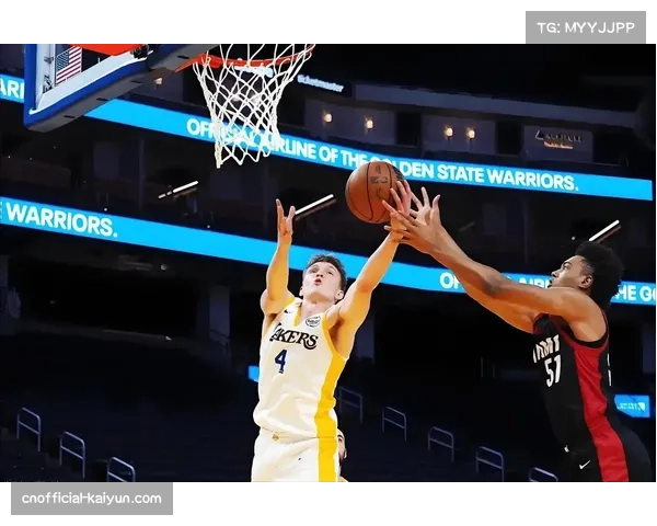 雷迪克短轮换策略季后赛受挫 湖人新帅执教风格面临严峻考验